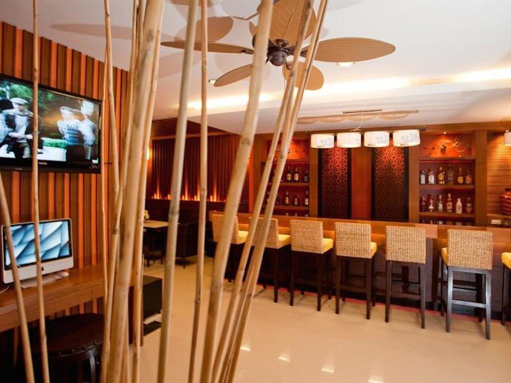 Deva Suites Patong Phuket Exterior foto